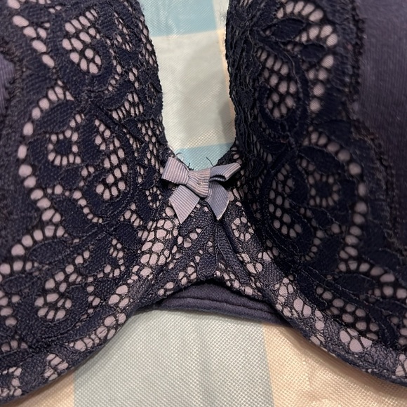 VS bra - Picture 2 of 4